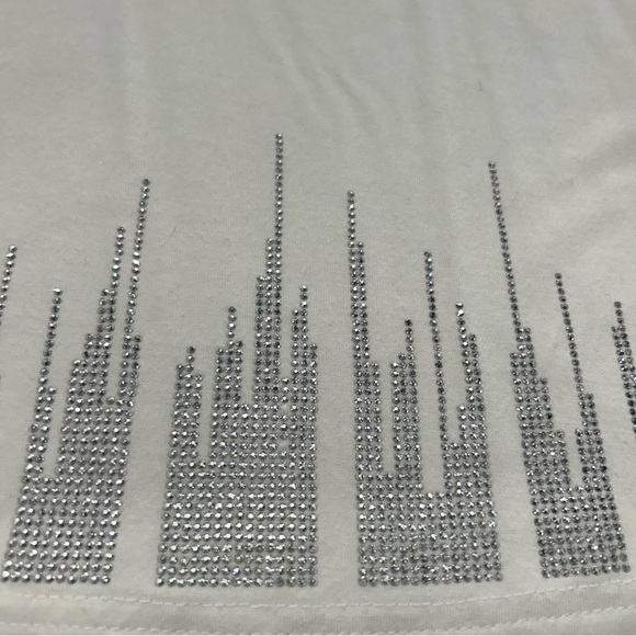 💎Ivory super soft tee with silver rhinestone details med - Picture 3 of 9